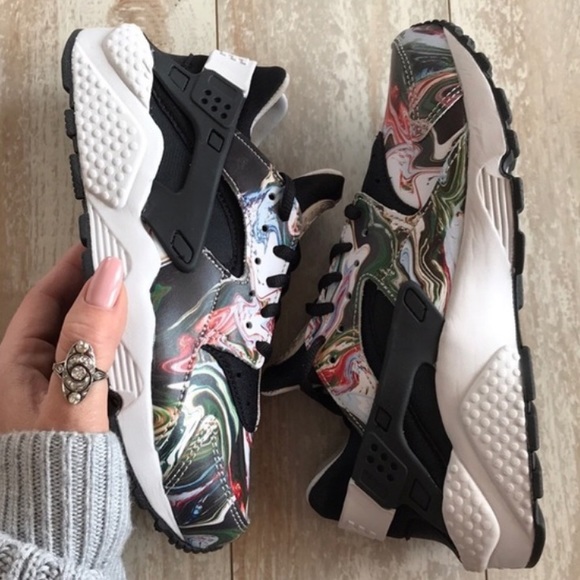 NWT NIKE HUARACHE RUN PREMIUM MARBLE PRINT US 6.5 - Picture 9 of 9